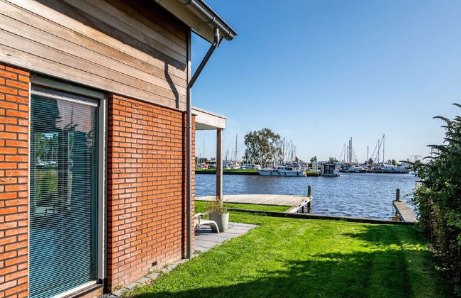 Modern Holiday Home With a Terrace by Water - Foto 15