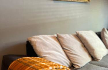 1 Bed Flat - Walton-on-Thames - Foto 2