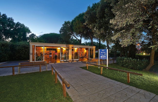 Chalet in Baia Domizia With Private Beach - Photo 20