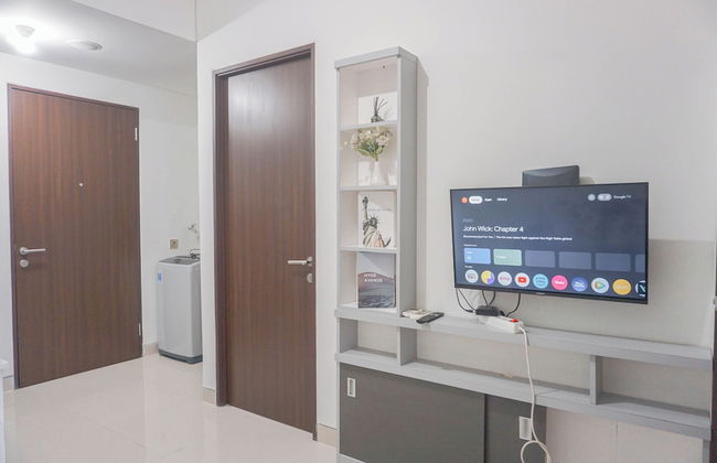 Comfy And Homey 2Br Transpark Cibubur Apartment - Foto 8