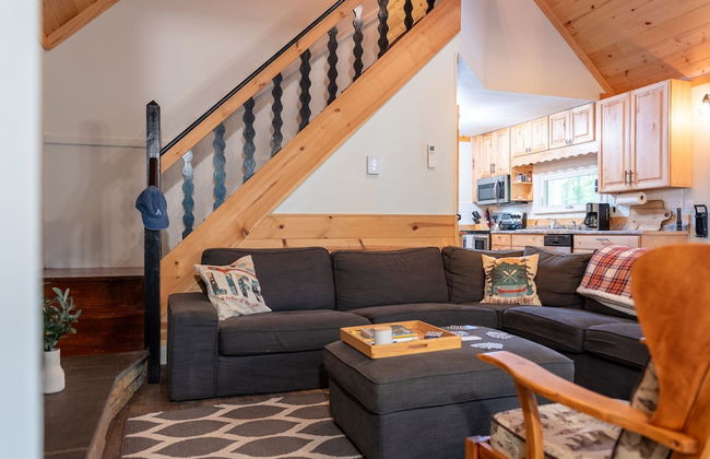 Sasa by Avantstay Deck Fire Pit Near Lake - Photo 7