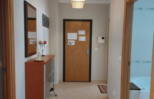 Apartamento com piscina - Foto 6