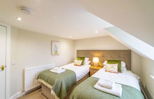 Gardener’s Cottage with Hot Tub - Foto 6