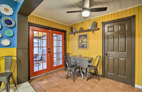 Tropical Palm Harbor Retreat with Lanai and Patio! - Foto 10