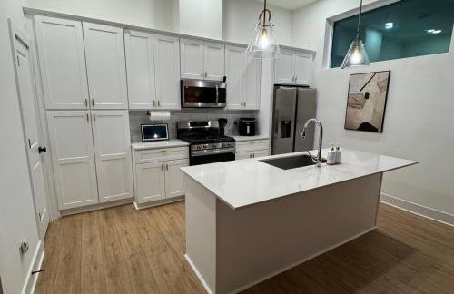 A Portlandia Style Townhome located In the Heights - Foto 3