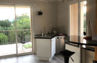 CONDRIEU appartement 1 er et parking voiture vélo - Foto 18