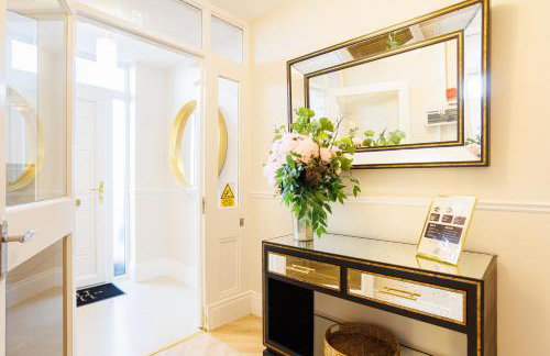 111 By Mayfair - Luxurious 12 Bedroom House, Portrush - Foto 34