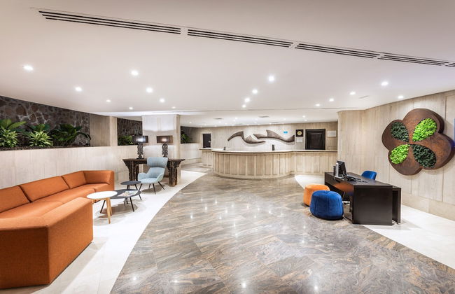 Sol Barbacan - Foto 2