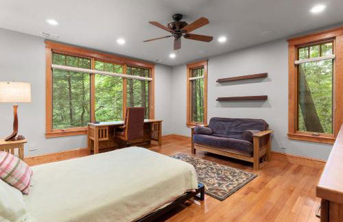 Falling Waters at Rumbling Bald - Foto 25