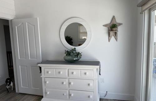 Hi Speed Wifi, Pets Considered, Bayfront, Bay Views, Beach Badges, Private Yard, Decking,, Outdoor Shower, - Foto 30