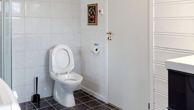 8 Person Holiday Home in Skiftun - Photo 5, Salle de bain