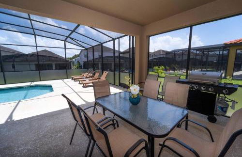 NearTheParks - 5BR Family Villa with Saltwater Pool near Disney - Photo 27