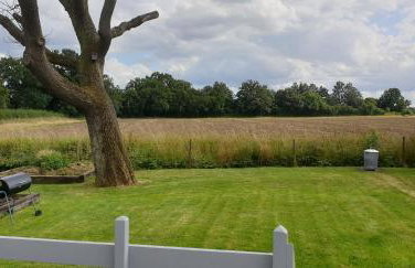 The Cabin,Kings Lane,Weston - Photo 16