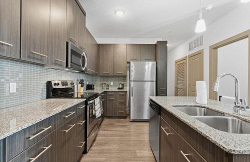 Luxe 3B/2B Getaway - Pool, Gym, Parking, Pet Wash - Foto 8