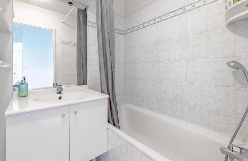 Séjour Cosy - 5 min Aéroport Orly - Parking Privée & Terrasse - Foto 5