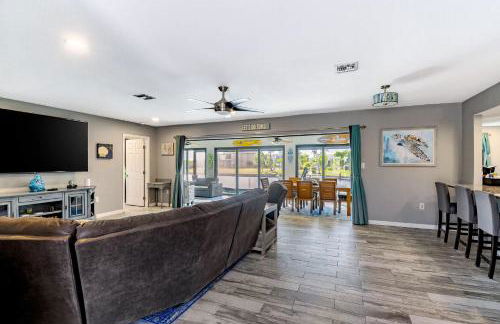 Punta Gorda Paradise 3BR with Water Views & Pool - Foto 7