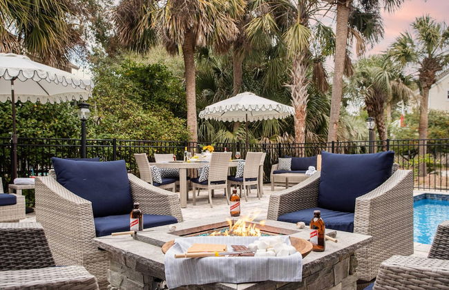 1blck to Beach, Pool, Firepit, Outdoor Kitchen, Game Room Pelican by Avantstay - Foto 3