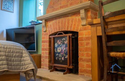 Stanwick Studio, cosy country studio, sleeps 4, parking, wifi - Photo 24