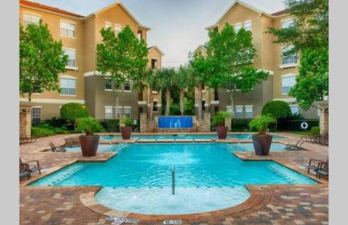 Newly Furnished 1BR Apartment w/ Hermann Park View - Foto 28