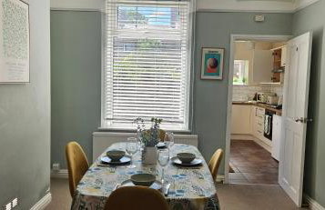 St Pauls Terrace - 2 bed house nr Train Station - Photo 13