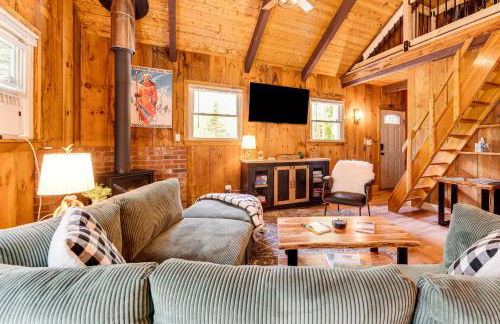 2 Mi to Conway Cozy Cabin with Grill and Yard! - Foto 6