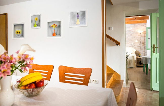 Adorable Holiday Home With Pool and Terrace - Foto 35