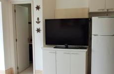 Apartamento com piscina, apenas 200 metros do mar - Foto 8