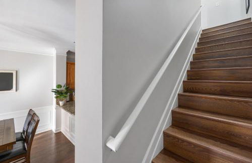 King and Queen Beds with a Gourmet Kitchen - Foto 8