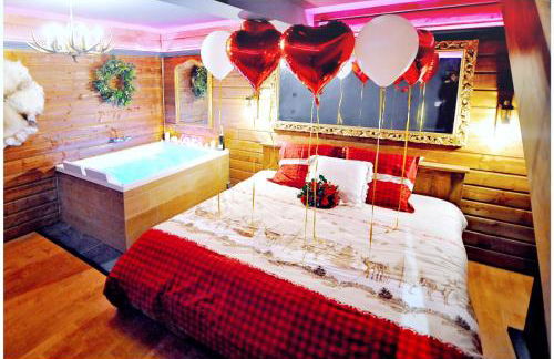Le Chalet romantique, SPA XXL, 5 min centre ville, Écran cinéma, Lit king size, cascade d'eau - Foto 20
