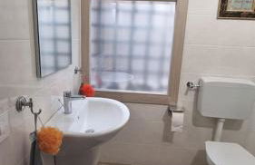 Beautifully restored romantic apartment in the centre of historic Dolcedo - Foto 8