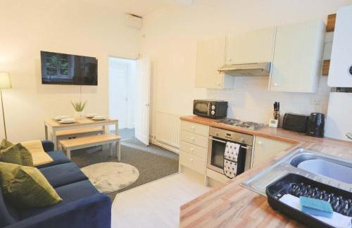 Lovely Two bedroom flat in St Michael's Hill - Photo 1