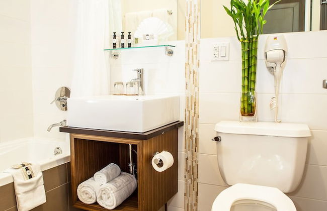 Aura Hotel Brooklyn - Photo 48