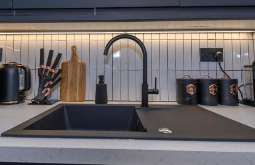 Paradise Boutique Deluxe - Leeds City Center - Steps to Ivy Asia - Foto 48