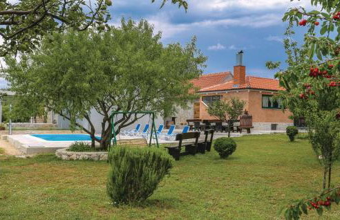 Three-Bedroom Holiday Home In Dugogabe - Foto 8