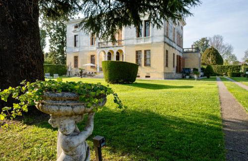 Villa Liberty Venezia -Jacuzzi, gardens, parking - Dimora Storica a soli 20km da Venezia - Photo 12