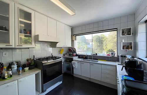 Casa Espaçosa e Tranquila - Granja Viana - Foto 28