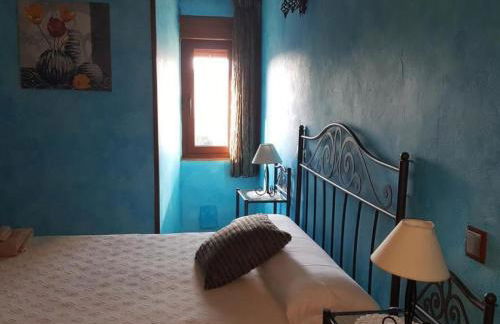 Castillo Eugenio - Photo 17