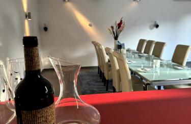 Design-Ferienhaus mit Garten, Kino & 5 Schlafzimmern - Foto 36