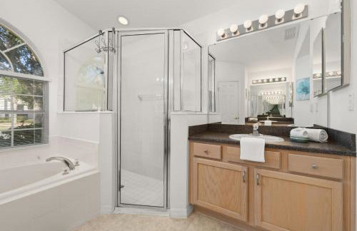 373 - Stunning 4 Bedroom Villa with own Private South East Facing Pool - Photo 18