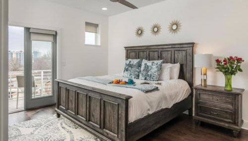 The NEW Nashview Rooftop-Skyline View - Sleeps 12 - Foto 2