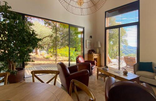 Luxury Villa 8 Guests - Lake View & Private Pool - Foto 9