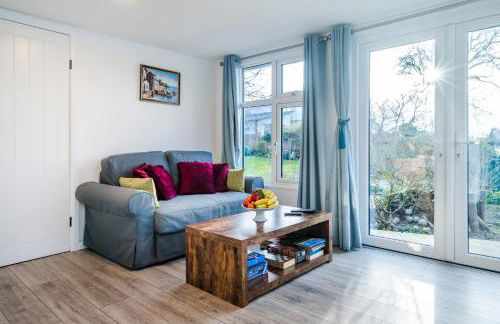 RIVER RETREAT- near Holloway U, Thorpe Park and Heathrow airport - Foto 13