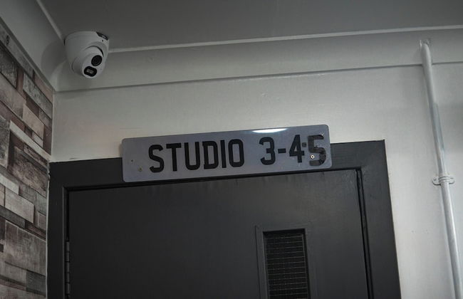 VR Apartments - Photo 70