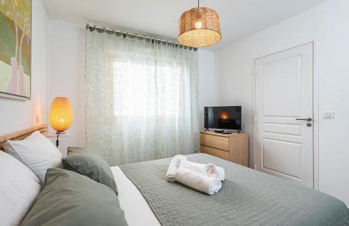 Le Stelia T2 6min gare, 8 min palais et plages, Parking privé - Foto 14