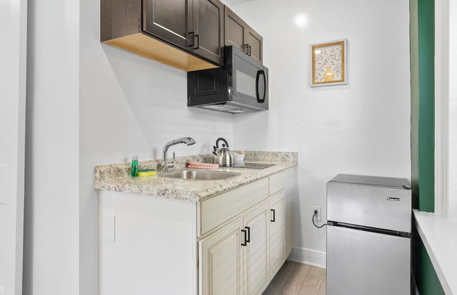 Cozy Comfortable and Quiet Suites - Foto 23