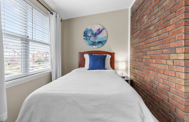 Forest Park Oasis | JZ Vacation Rentals - Photo 4