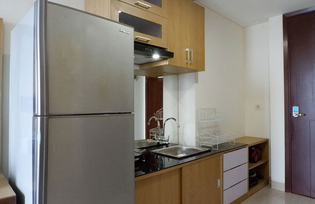 Serene Exclusive Modern Studio Apartment At Grand Sungkono Lagoon - Photo 5