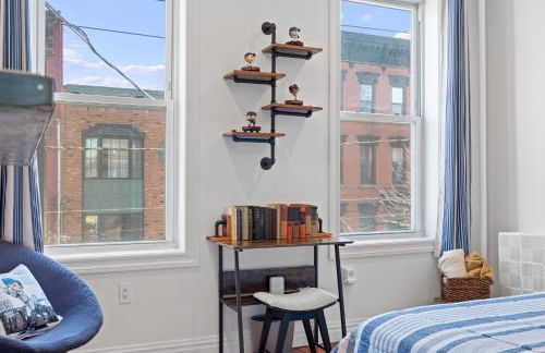 Large Home - Great Location - 15 Minutes to NYC - Foto 30