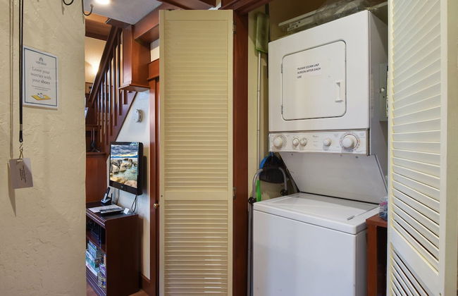 Tahoe City Getaway Minutes From Lake and Activities - Photo 23