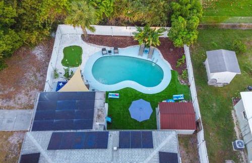 Family Putting Green Oasis BBQ Cornhole Heated Pool - Foto 6